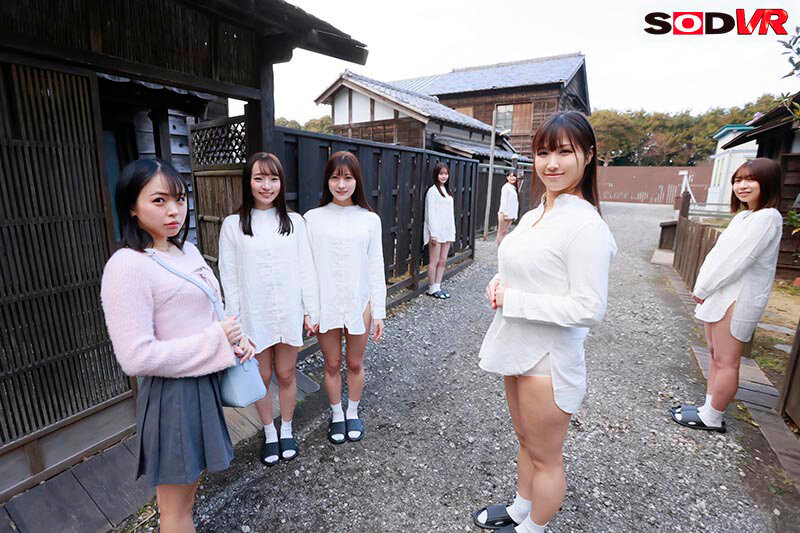 衝撃の8K画質!波多野結衣率いるハーレムNTRVRで飲尿×騎乗位が止まらない - 画像4