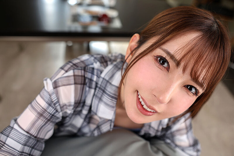 【VR】現場前は、すっごい手コキ。現場後は、すっごいフェラを。凄テクAV女優との新婚生活は毎日ヘトヘトです。波多野結衣 サンプル画像7