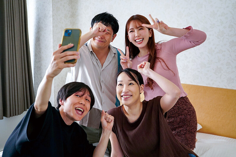 免許合宿に参加してしまった世間知らずな人妻 他県の若者達のビンビンなズル剥け巨根でねとられて… 波多野結衣 サンプル画像3